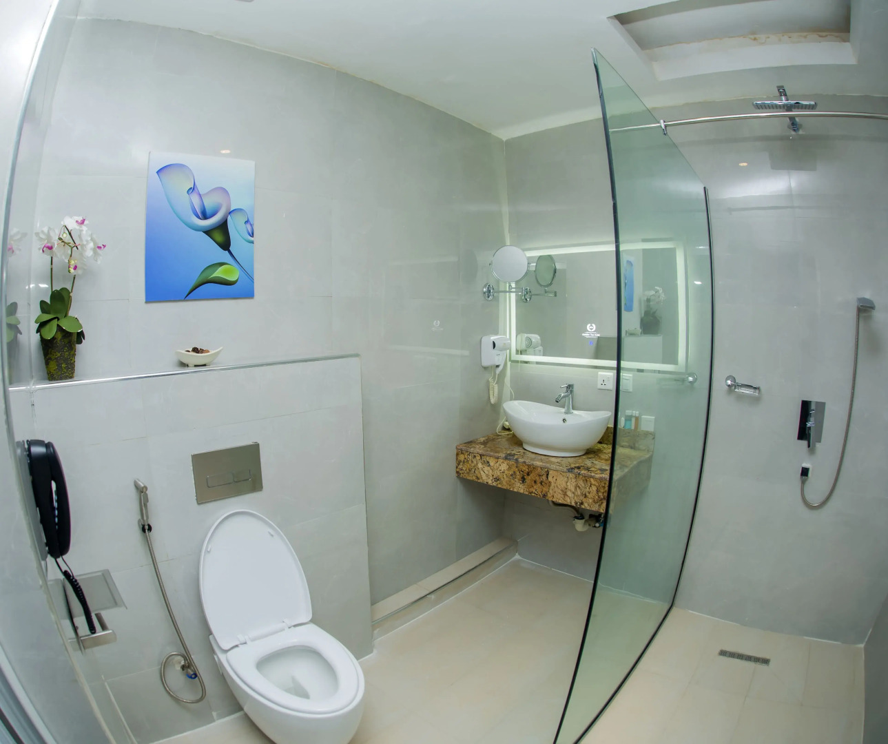 Garden Top Hotel Festac