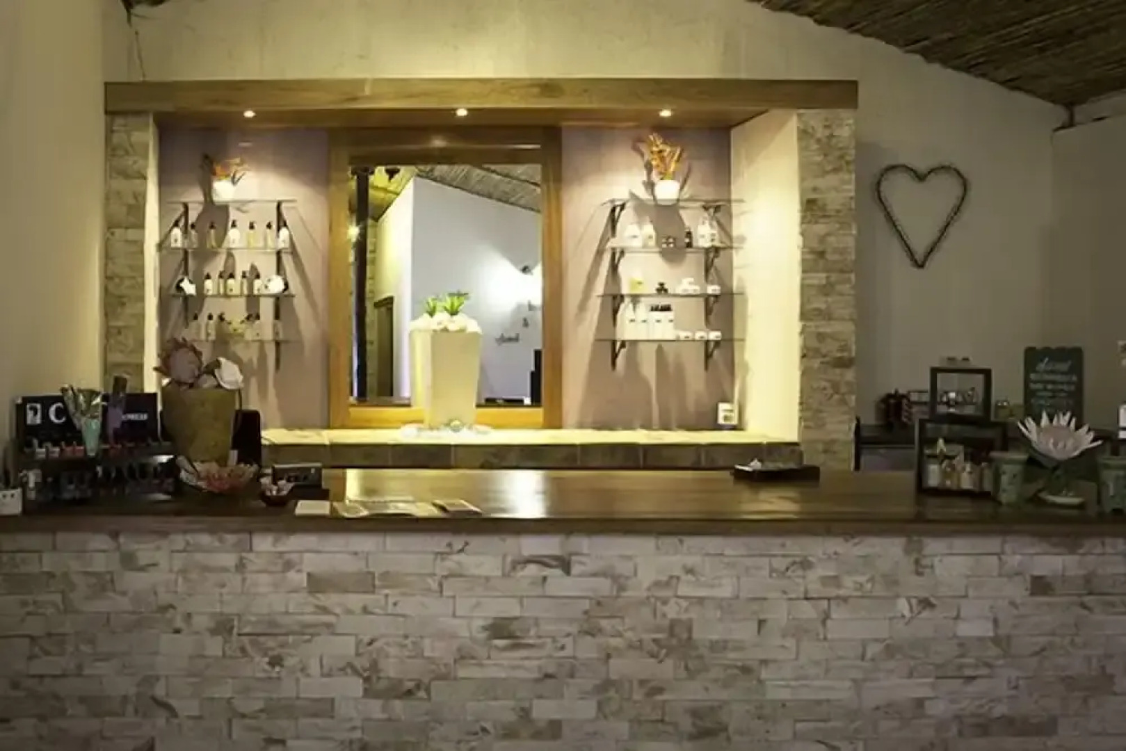 Vindoux Tree House Guest Farm & Spa