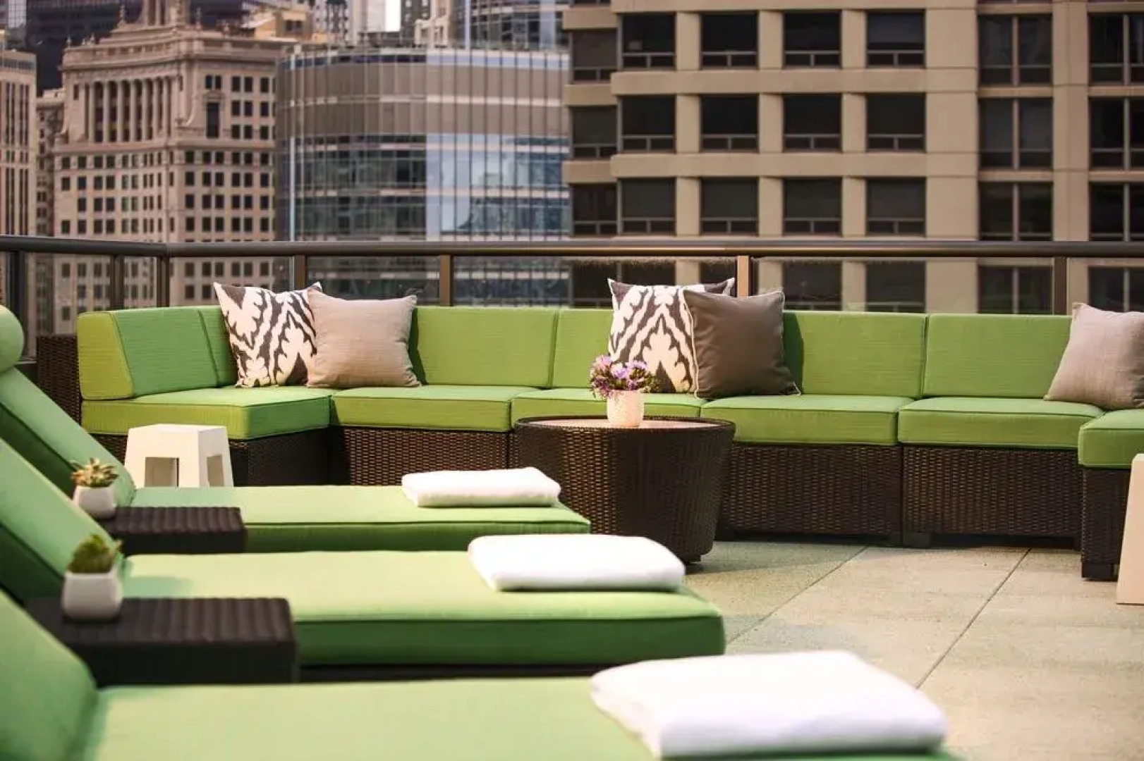 The Royal Sonesta Chicago River North