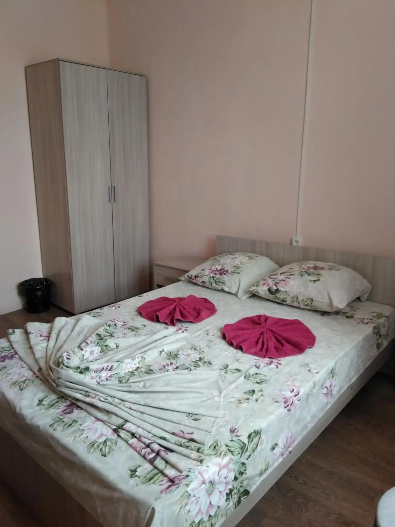 Флоренция (бывш. Спутник)