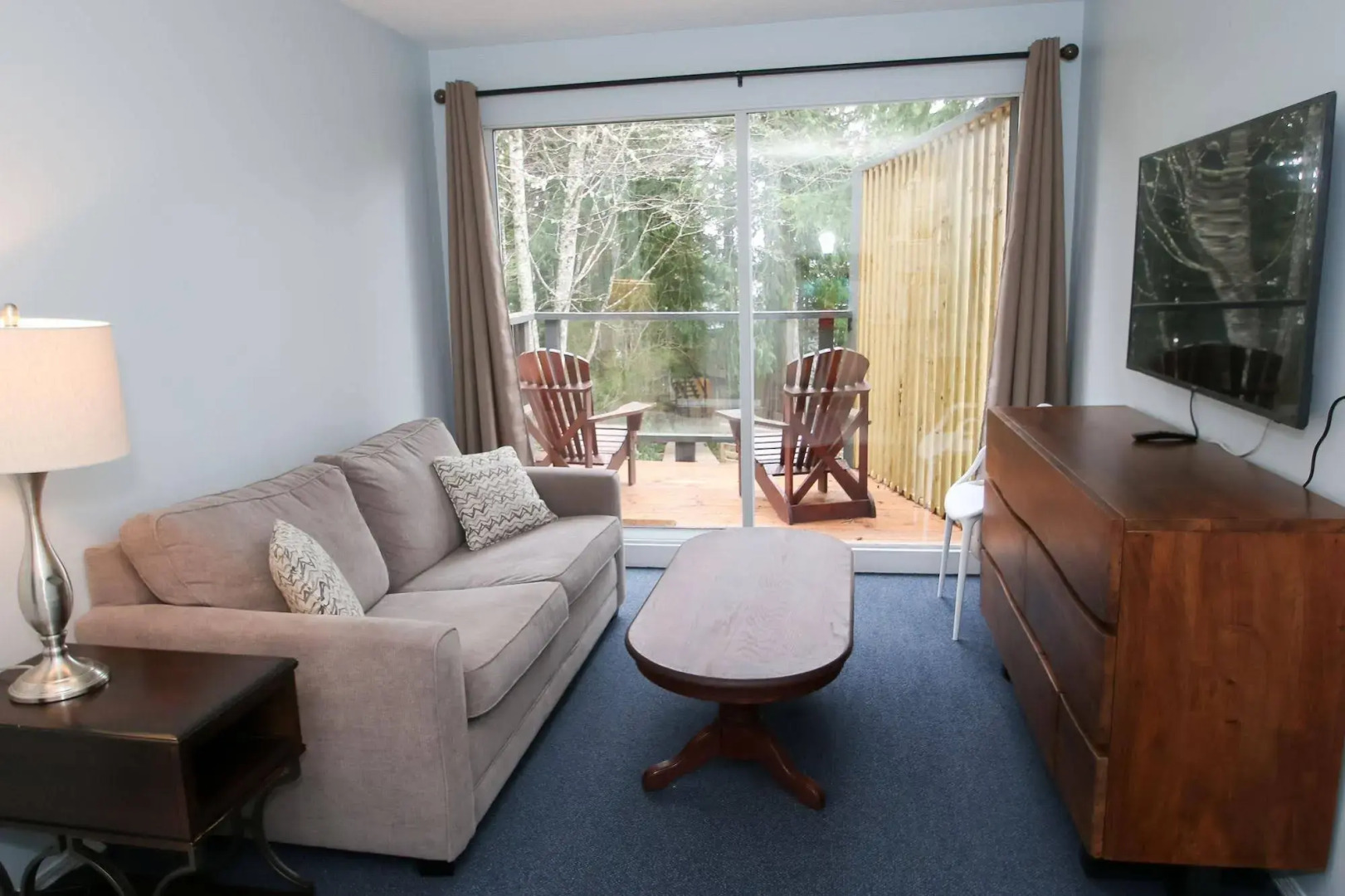 Duffin Cove Oceanfront Lodging