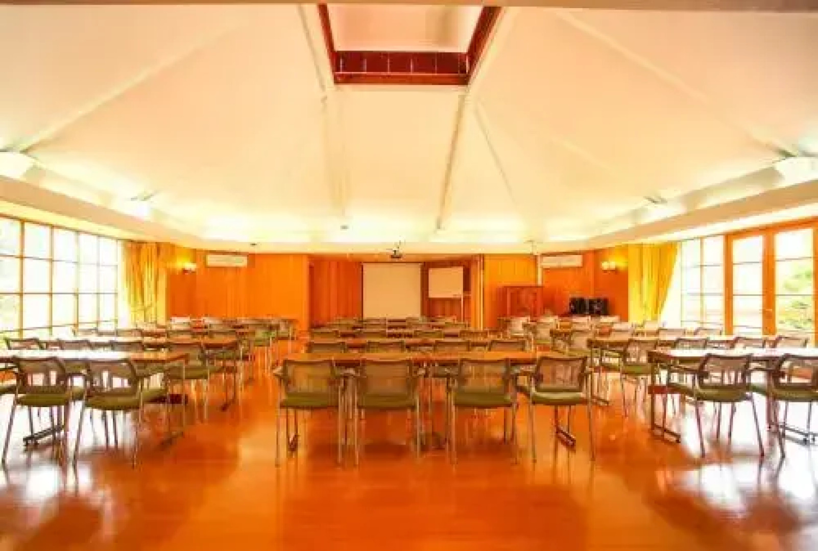 Hotel y Cabañas Palomar Caja los Andes