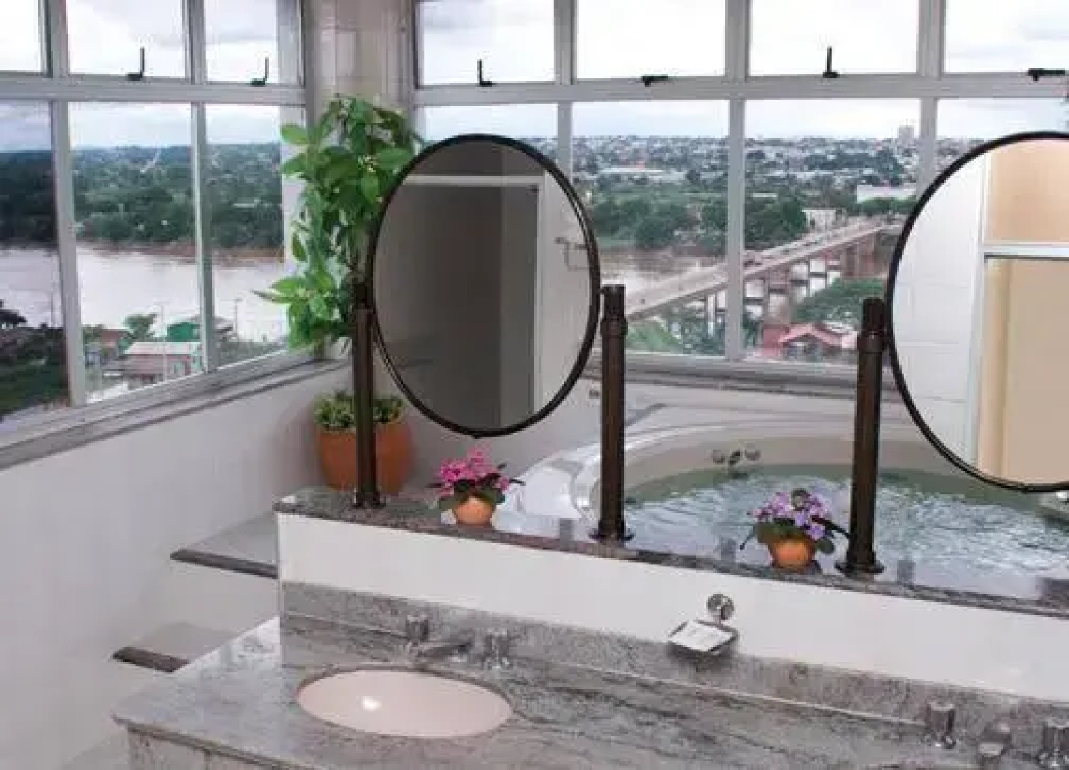 Hotel Transcontinental