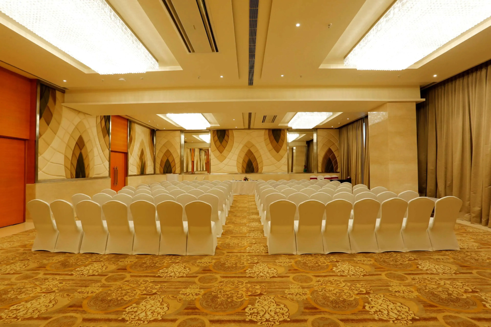 Nataraj Sarovar Portico Jhansi