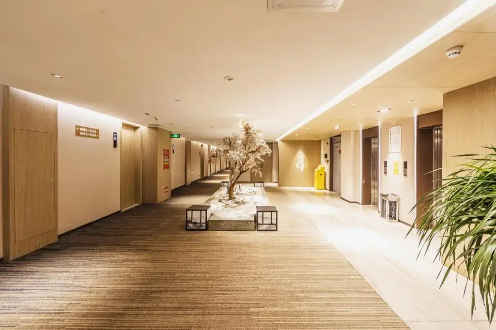 Linyi Hotel