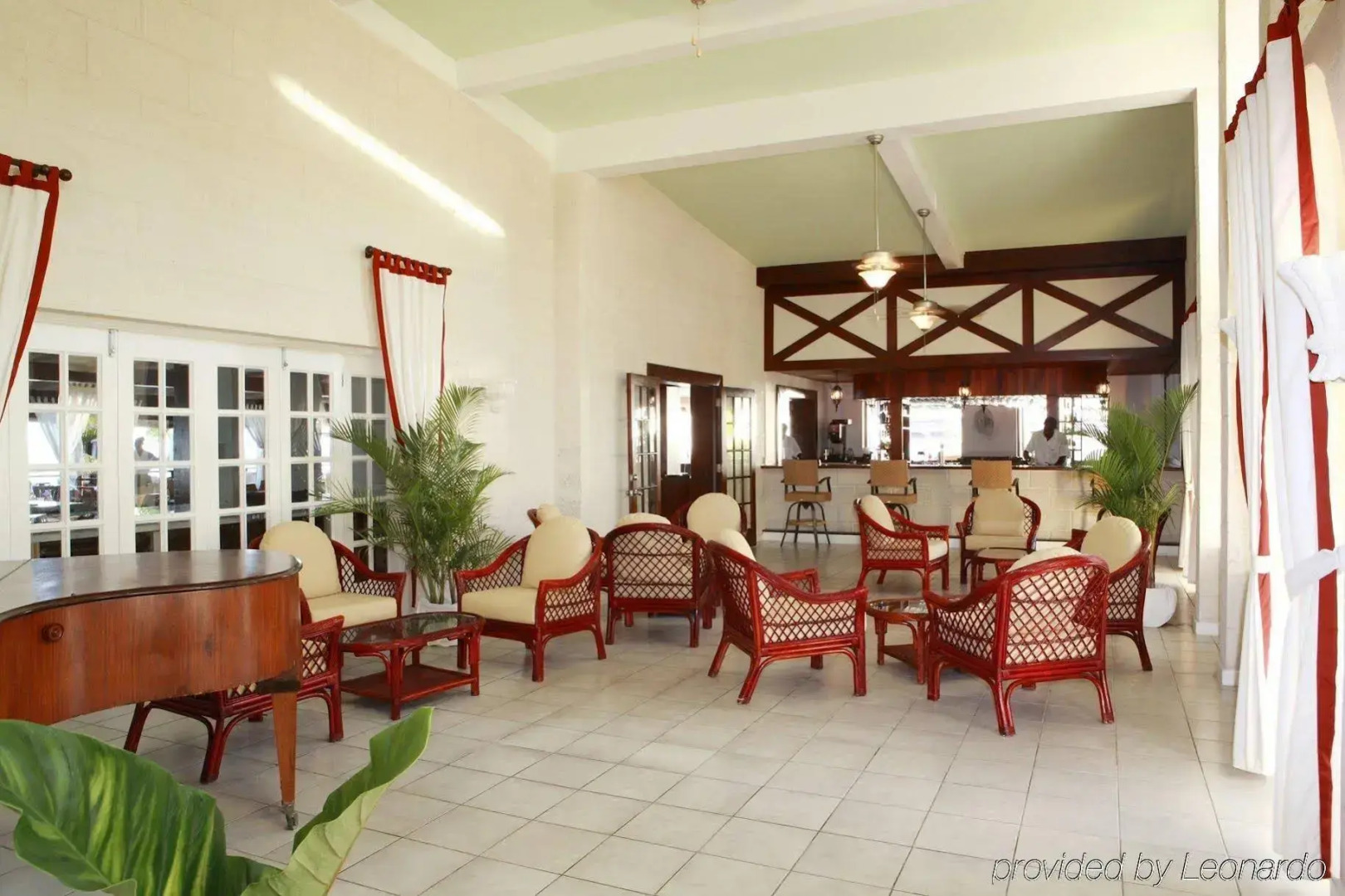 Sea Breeze Beach House by Ocean Hotels - All Inclusive