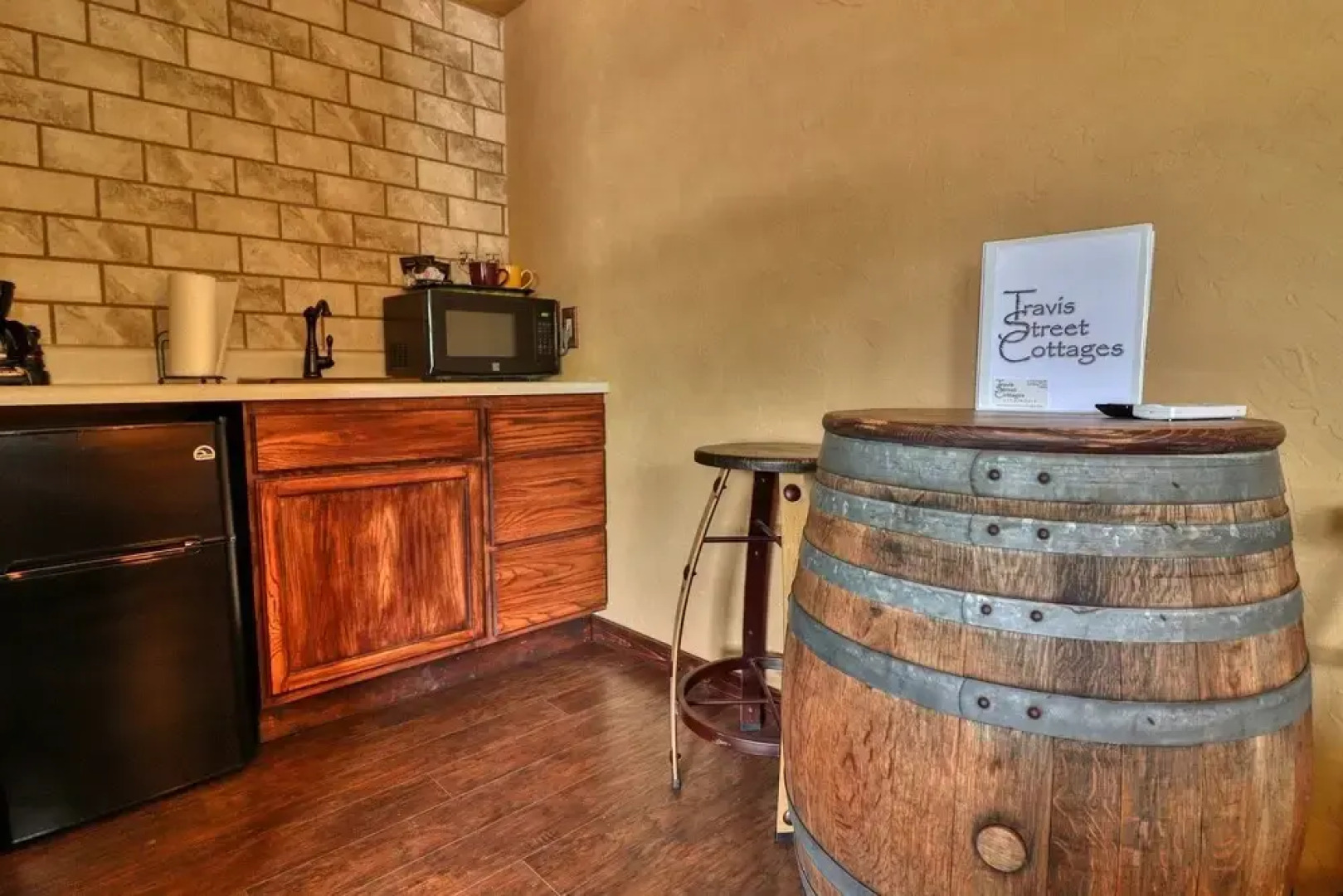 Travis Street Cottages