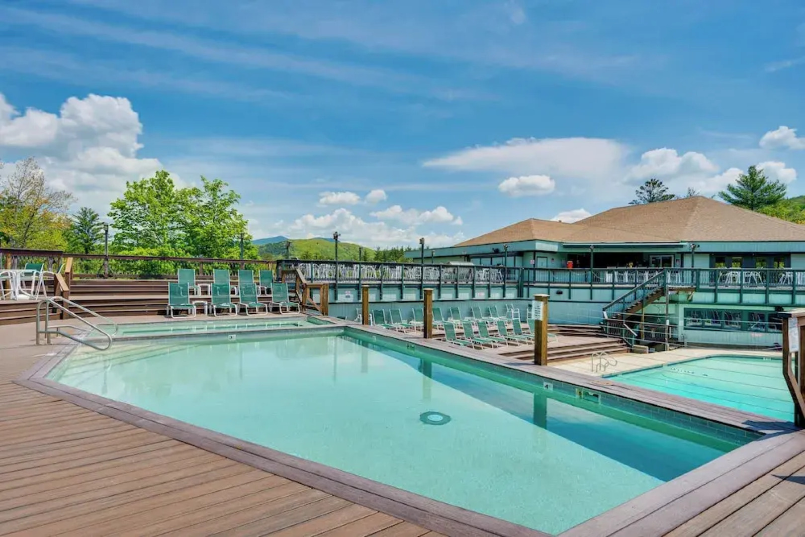 Winter Fun! Resort Condo 1/2 Mi to Campton Mtn