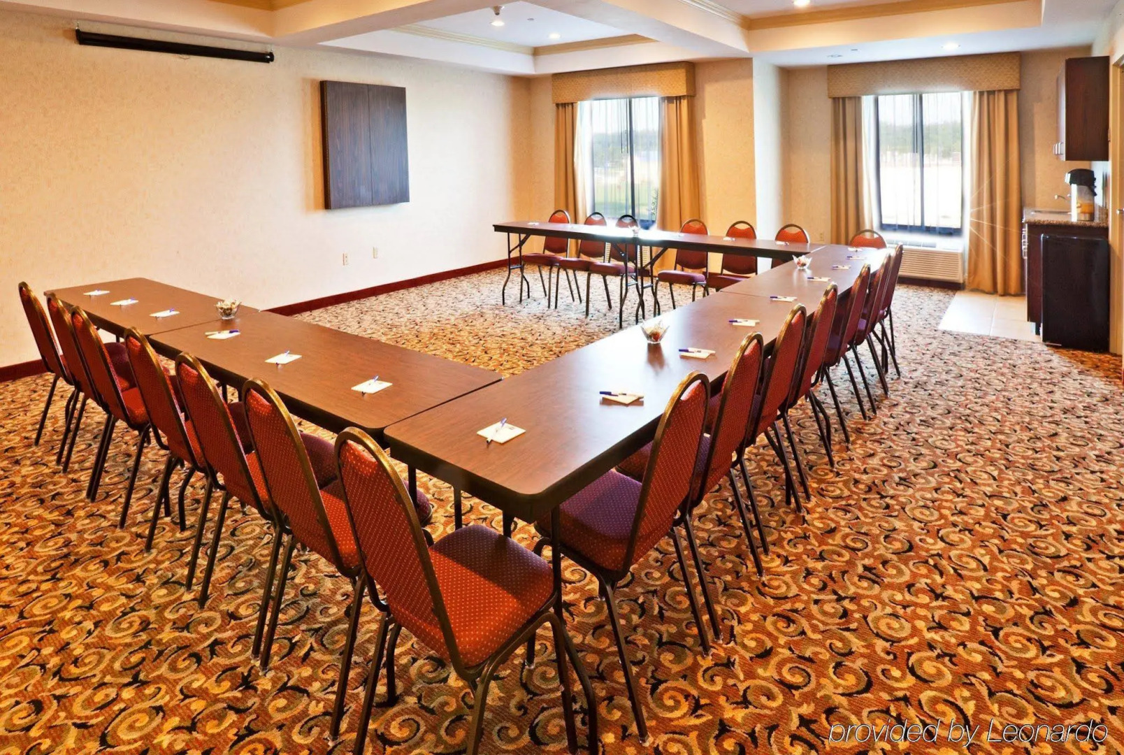 Holiday Inn Express Hotel & Suites Muskogee by IHG