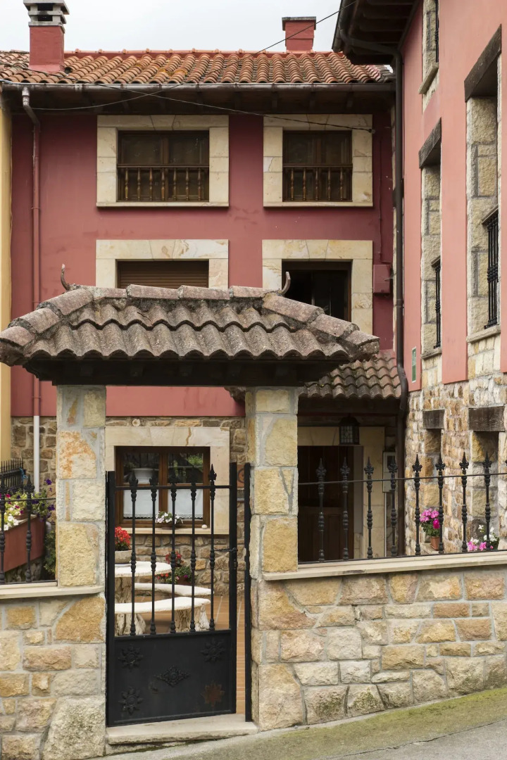 Apartamentos la Regoria