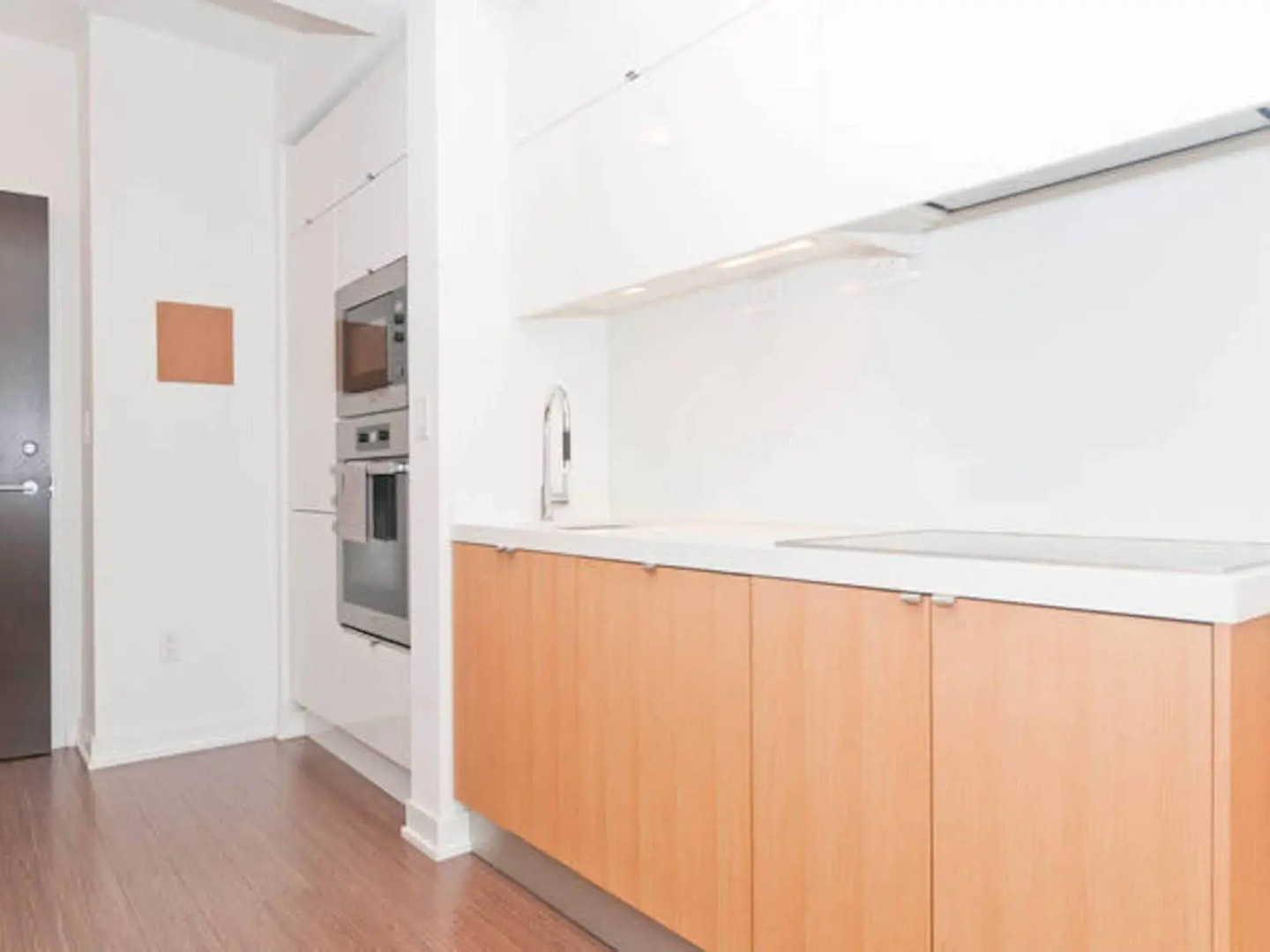 NGE Stays - Downtown Suites