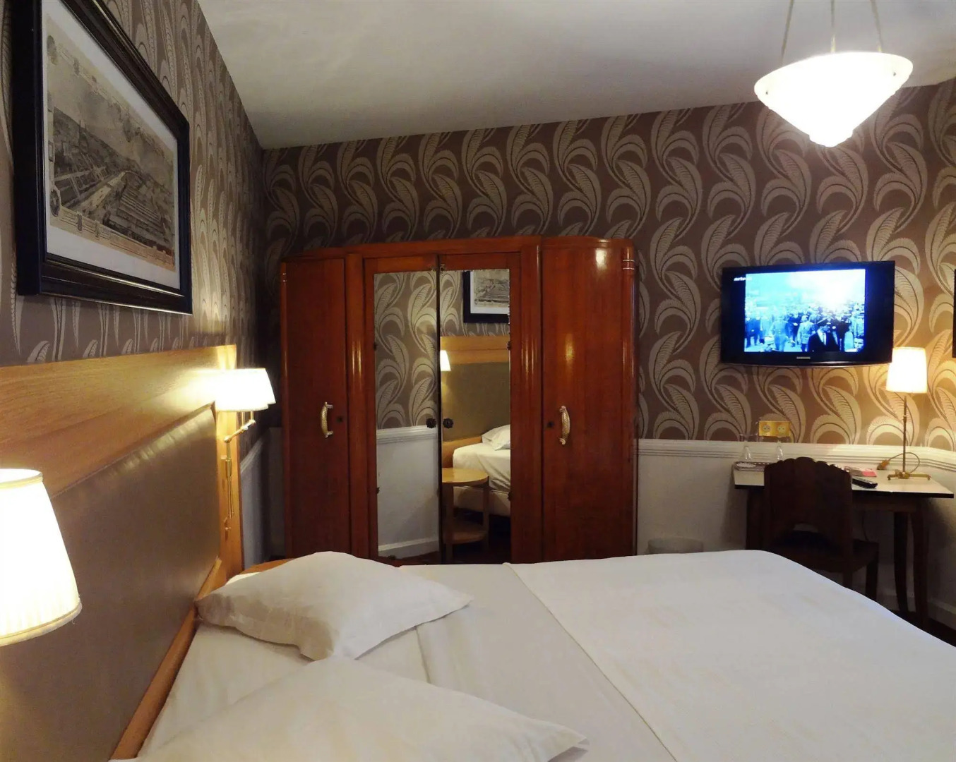 Hotel Le Cercle Tour Eiffel