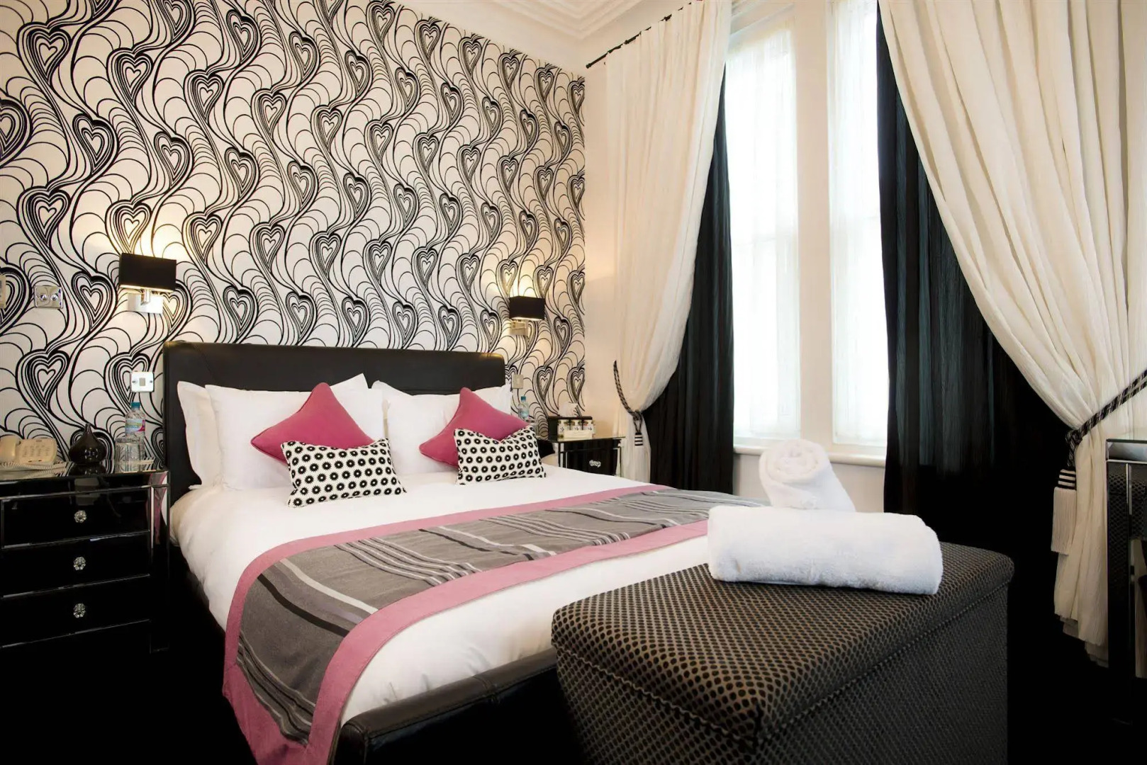 The Clarence Boutique Rooms