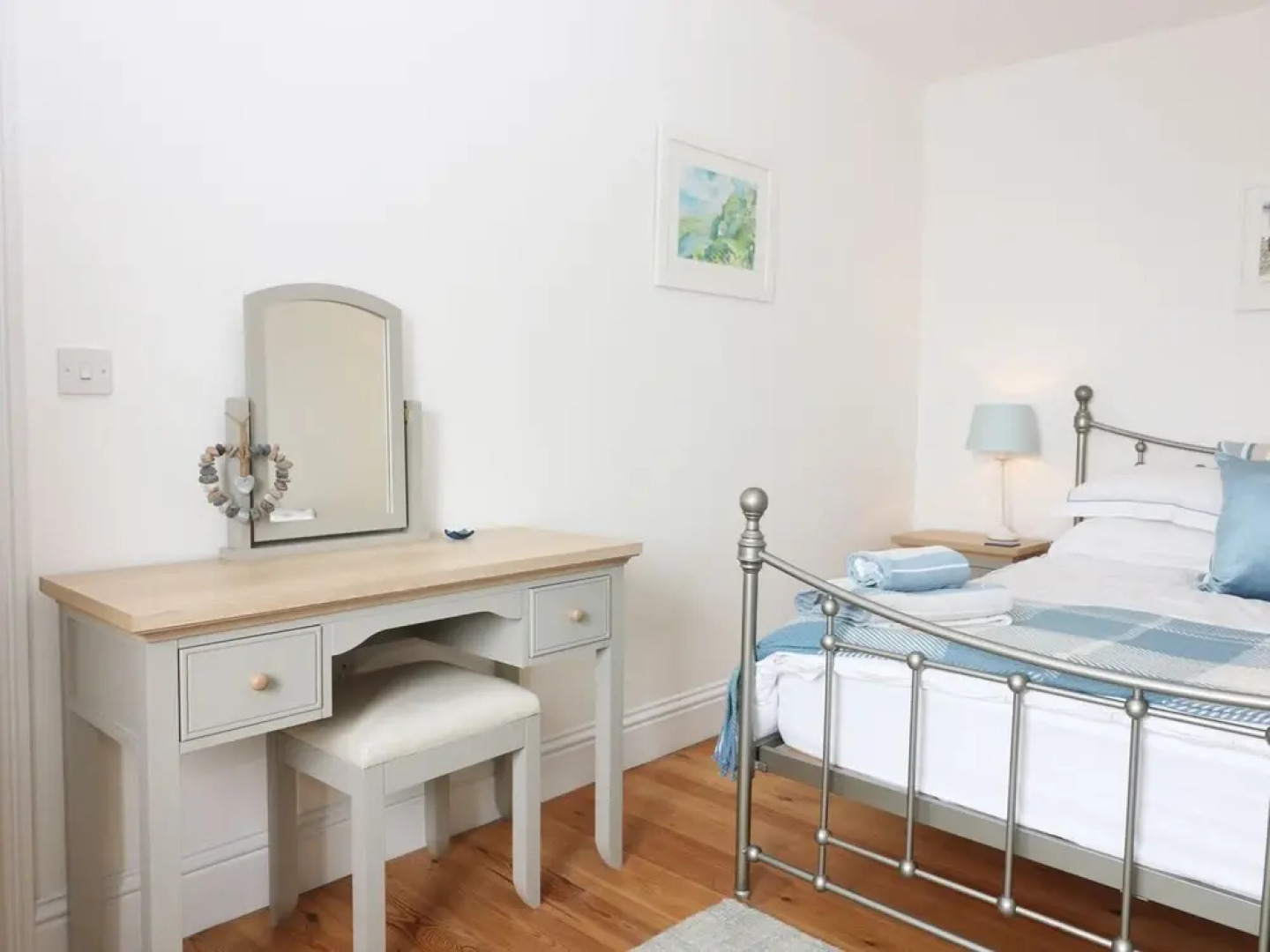 4 Coastguard Cottages