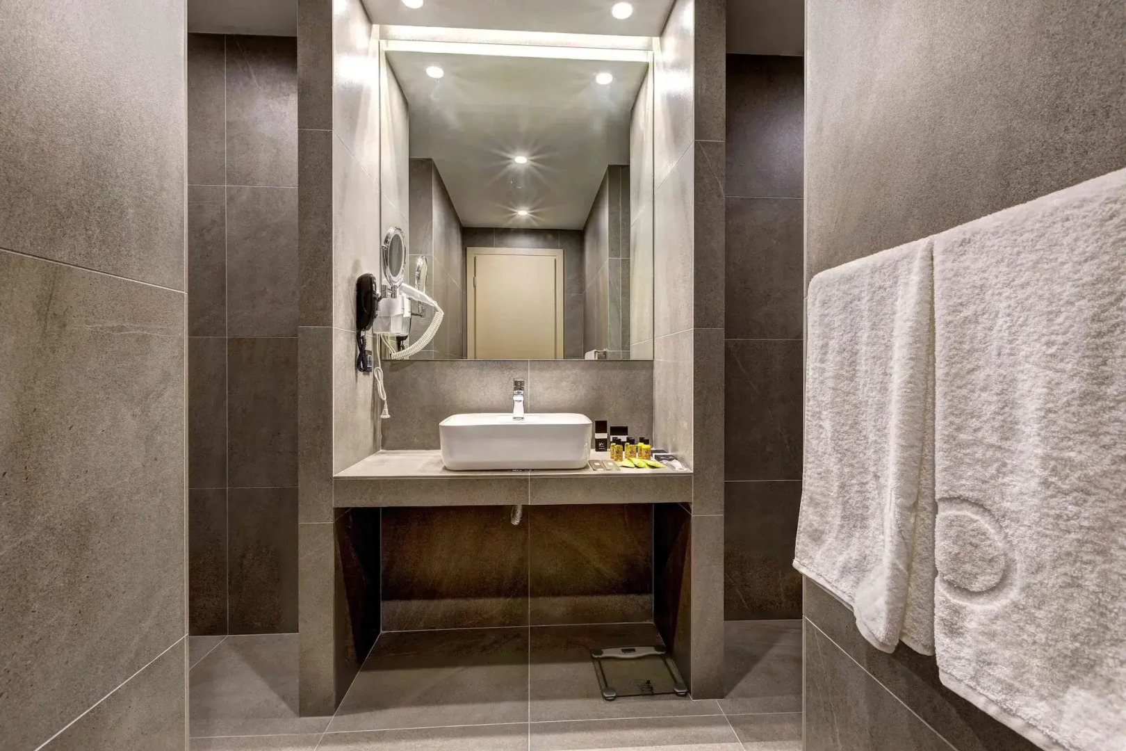 White Olive Elite Laganas - All Inclusive