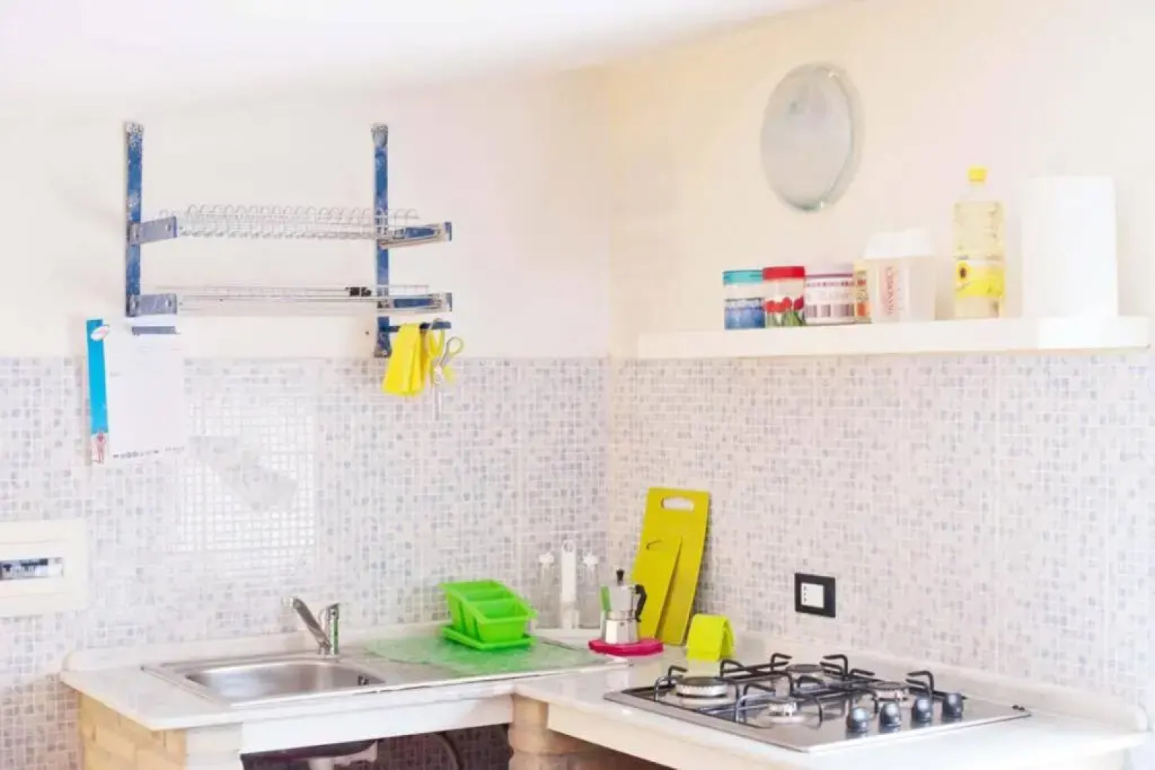 Loft mansardato con giardino e piscina/ loft with garden and swimming pool