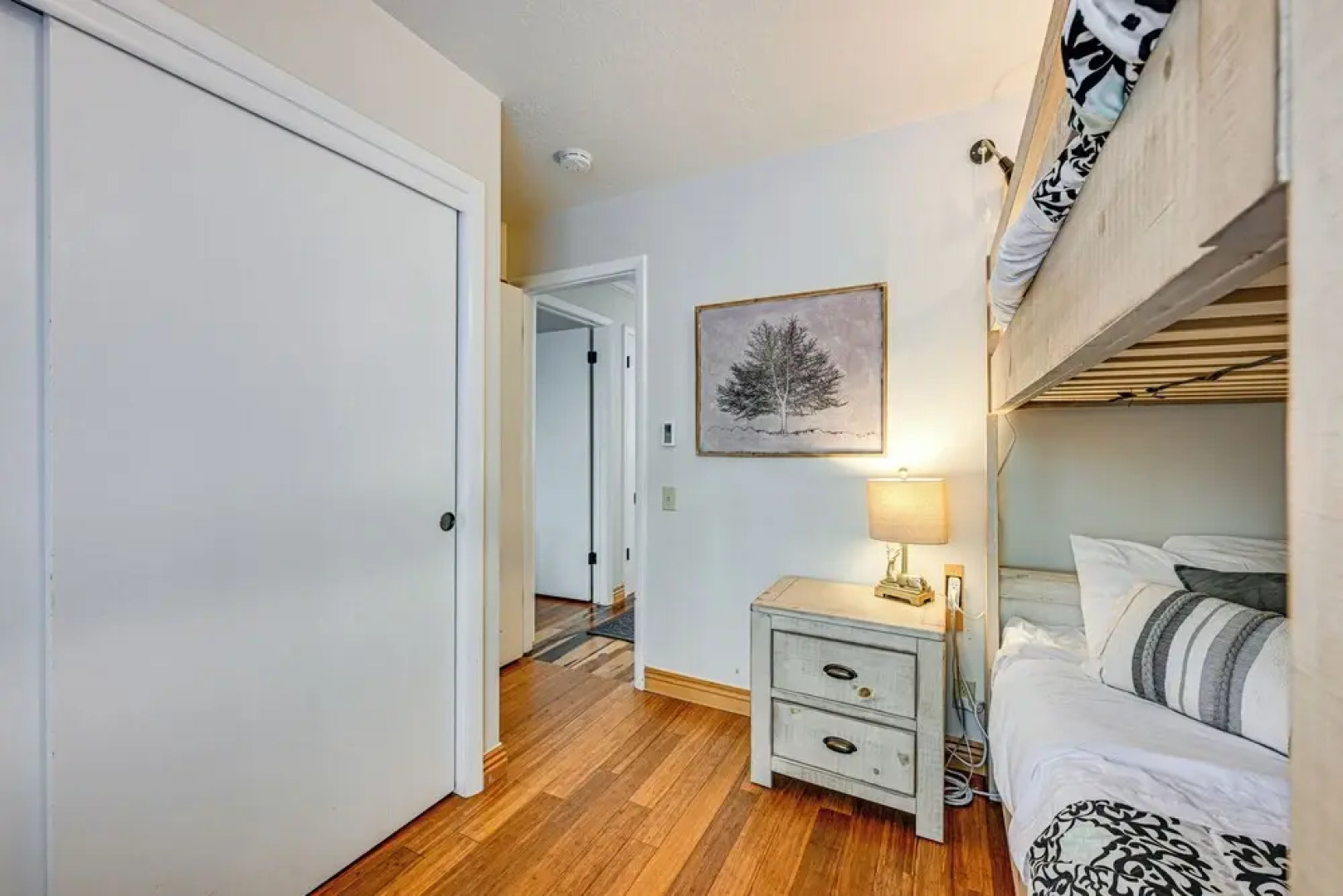 Walk to Giant Steps: Mtn Retreat w/ Hot Tub Access