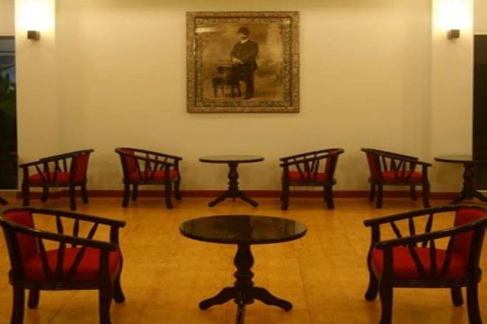 Chanthanee Hotel