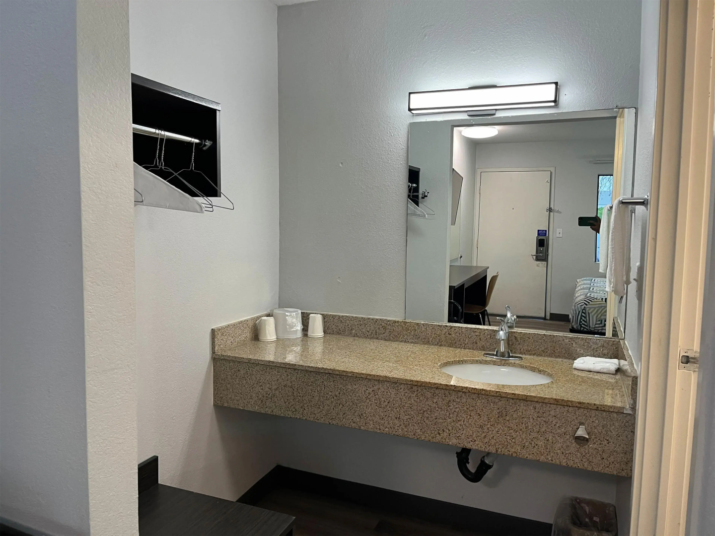 Motel 6 Elkton, MD
