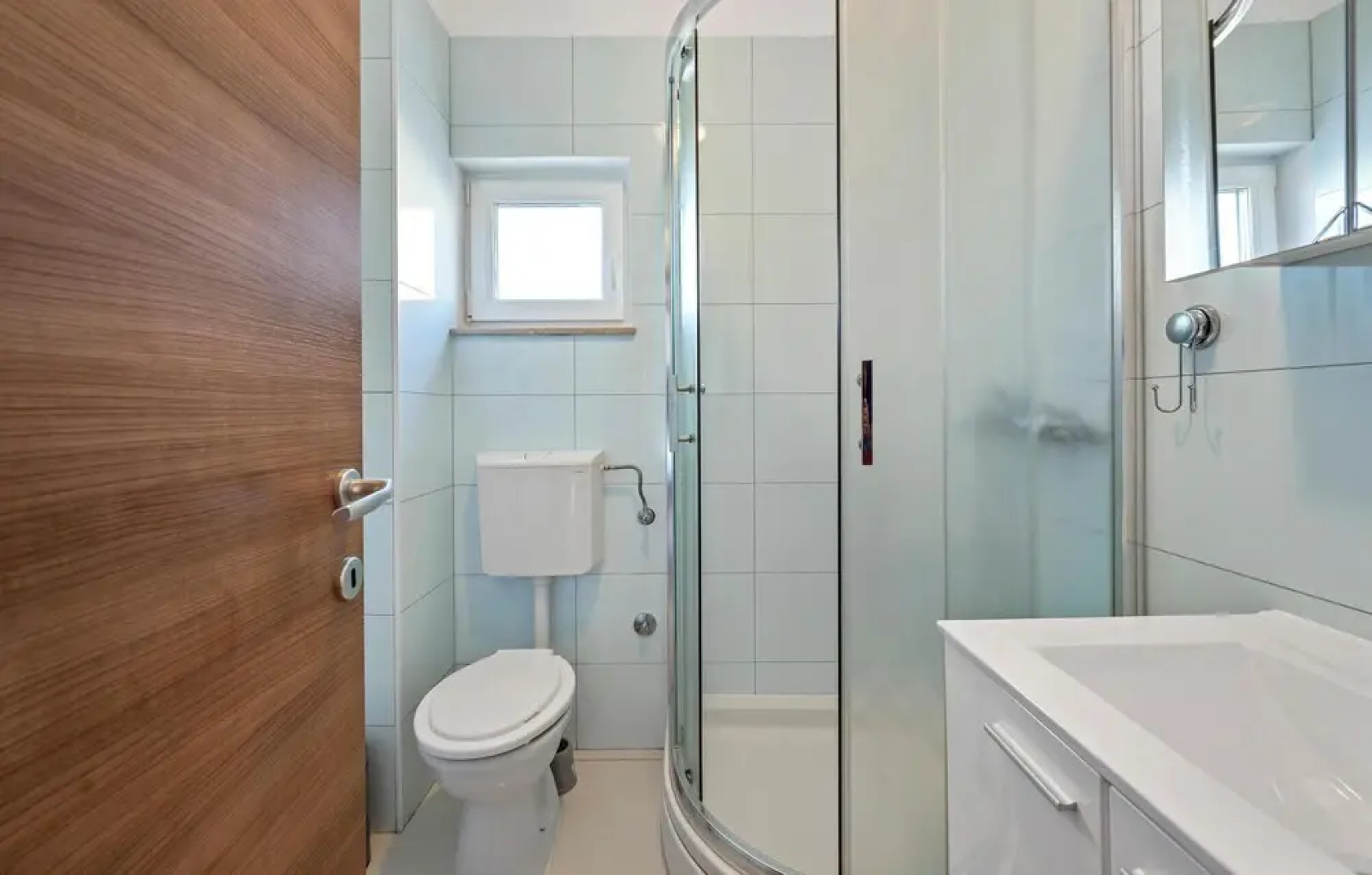 Stunning Home in Primosten With Jacuzzi, 4 Bedrooms and Wifi