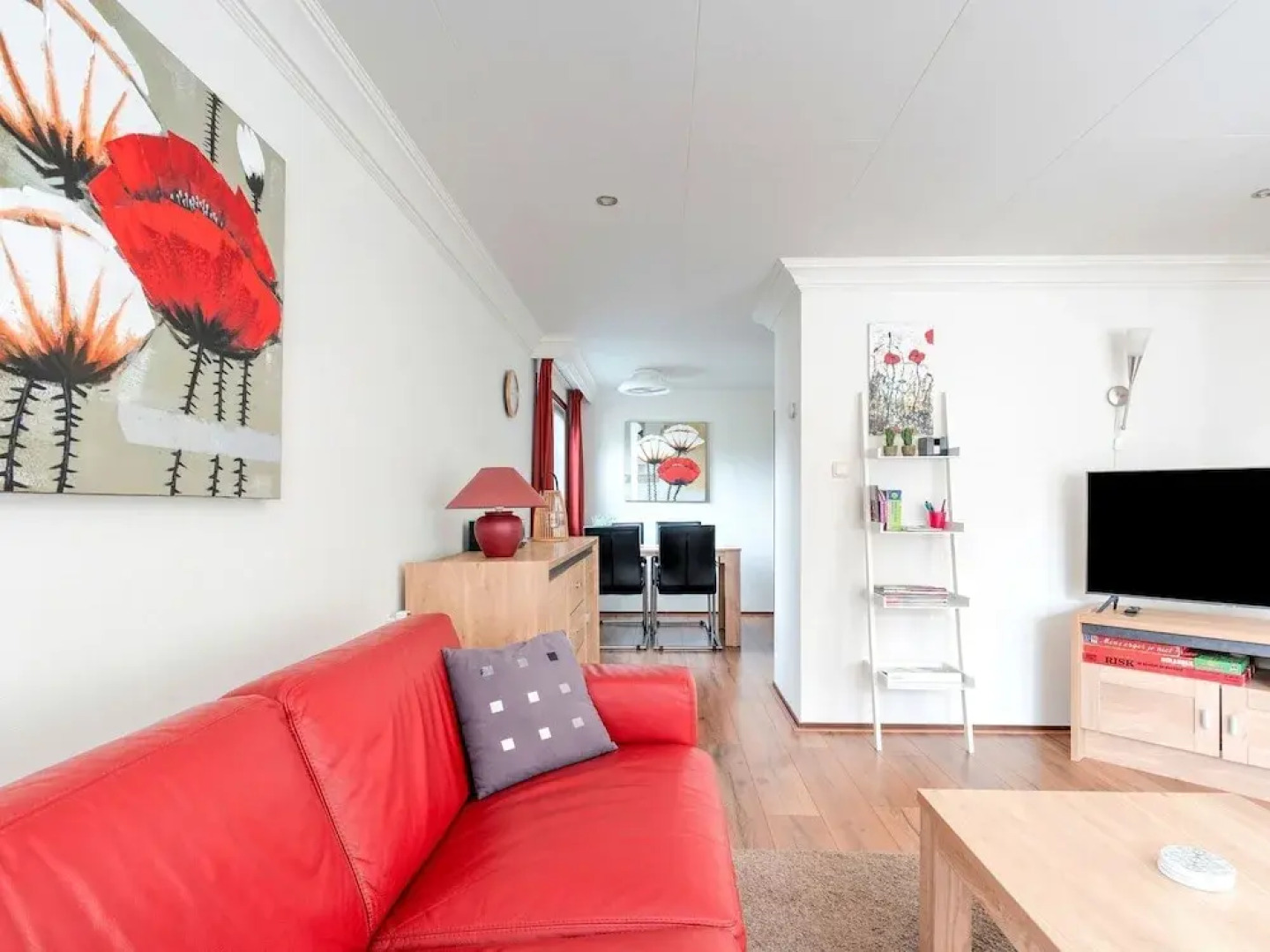 Delightful Chalet in Putten with Garden