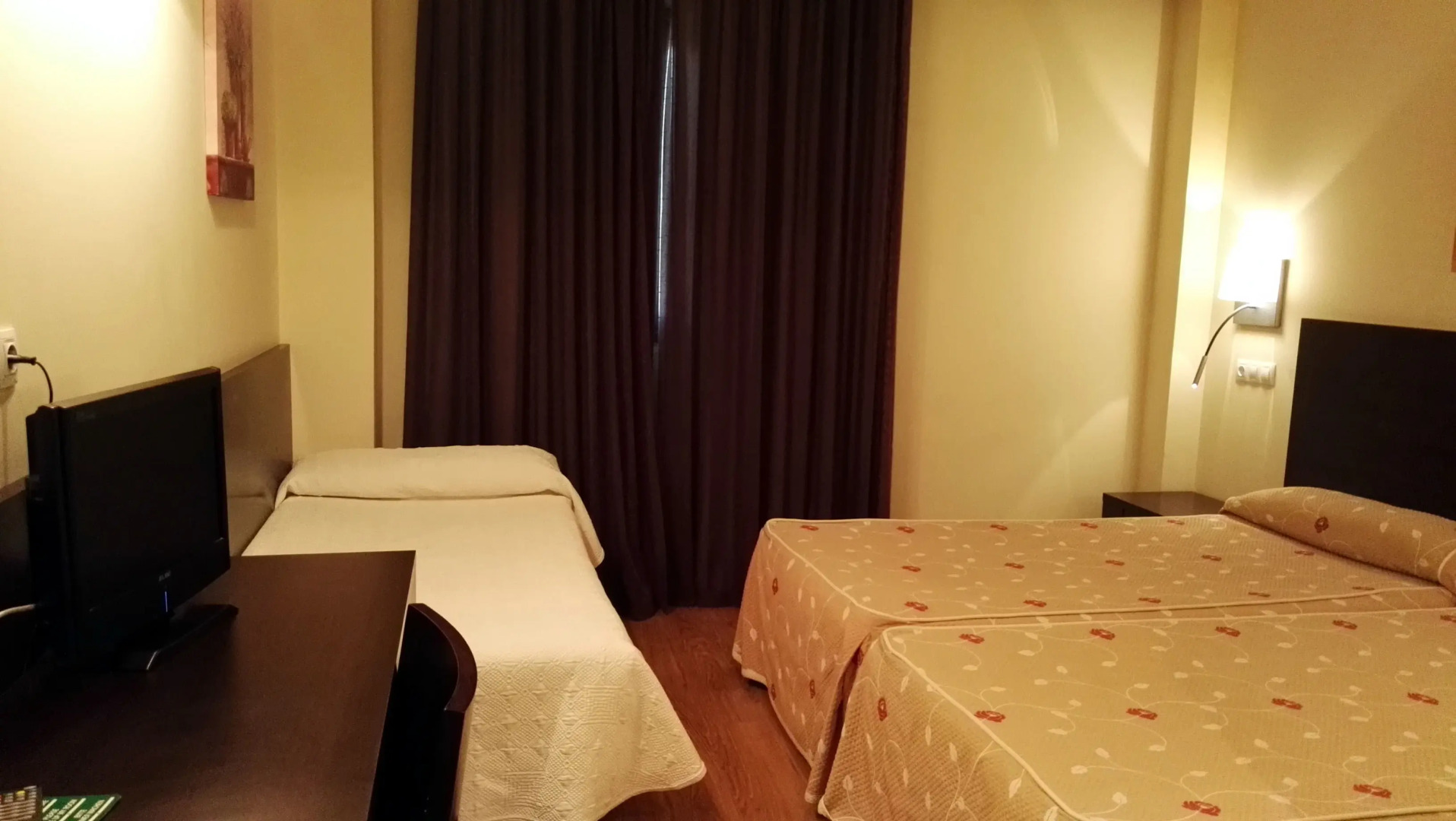 Hotel Tudanca Aranda II