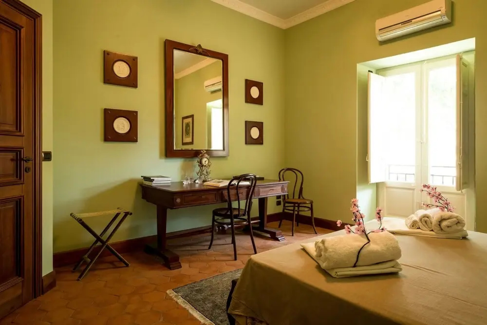 Suitelowcost Villa Bagheria