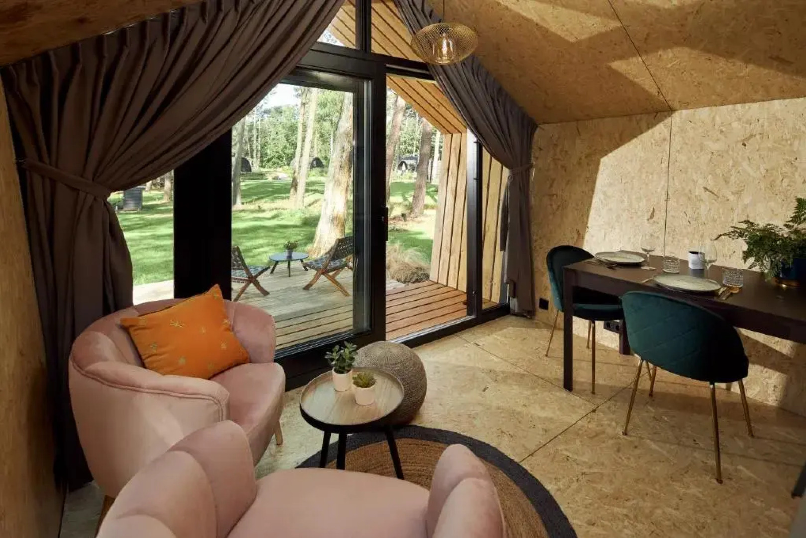 KampinaStaete Diamond Suite