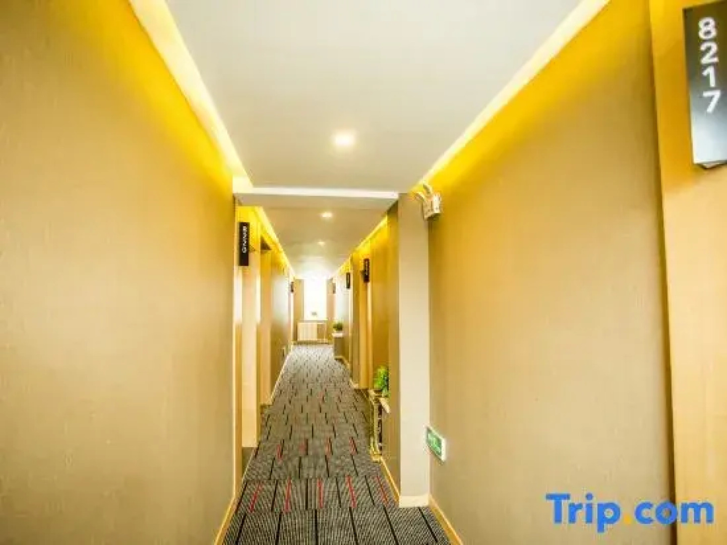 Pin Ai Boutique Hotel