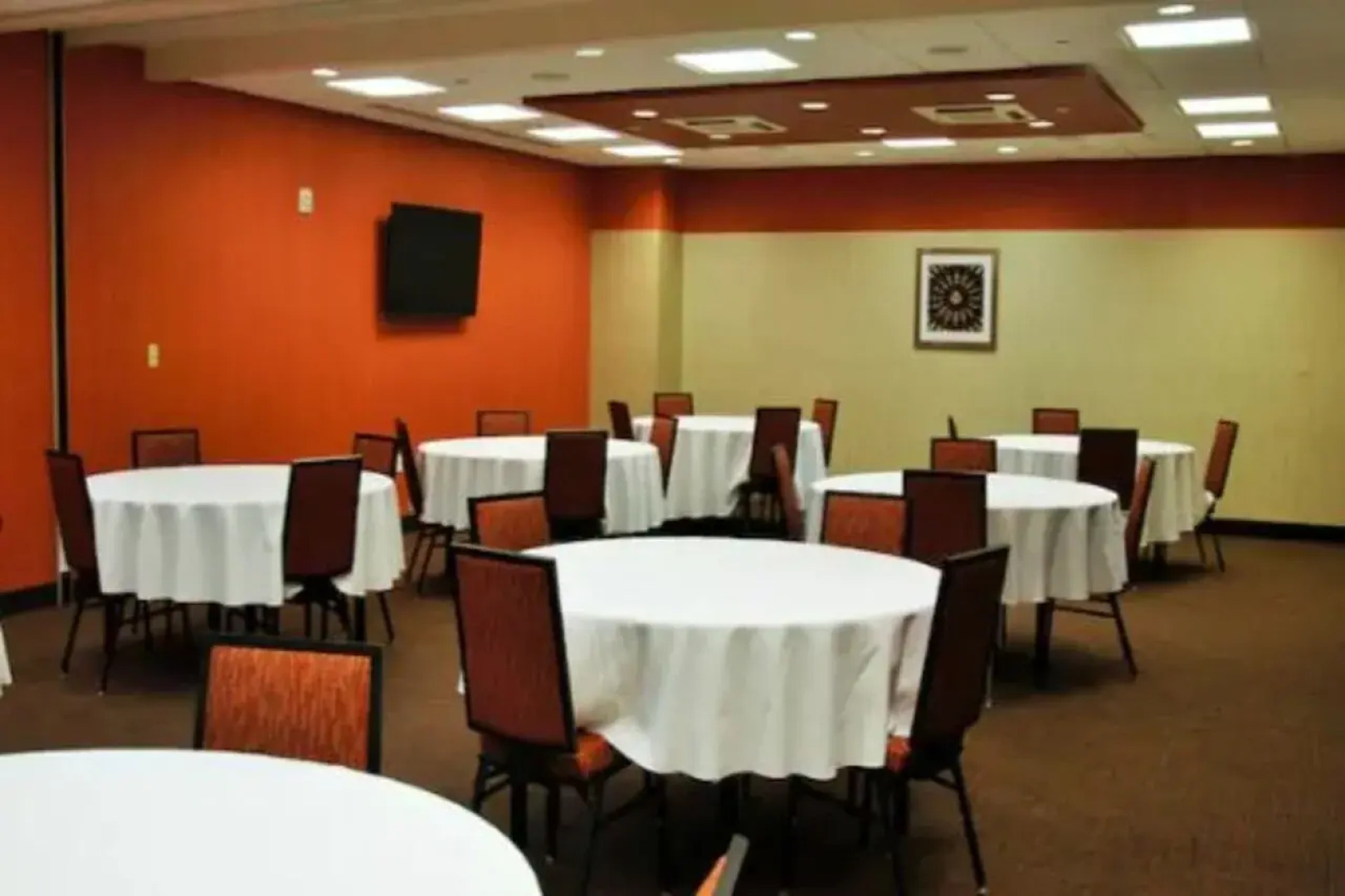 Hampton Inn & Suites Cincinnati/Uptown-University Area