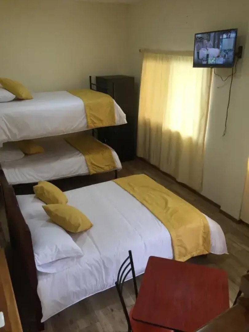 Tababela Airport B&B