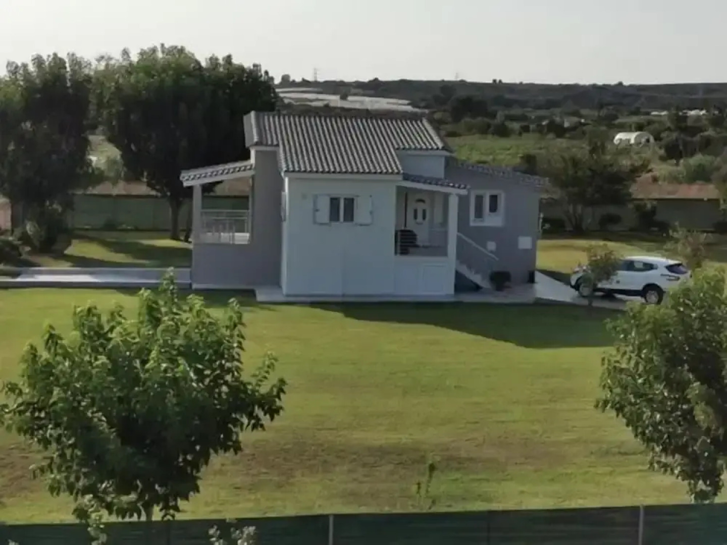 Ionion Beach Apartment Hotel