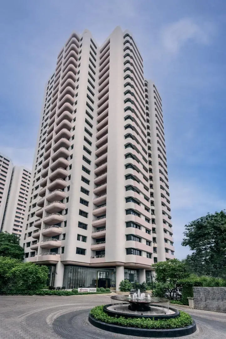 Riverine Place Hotel and Residence