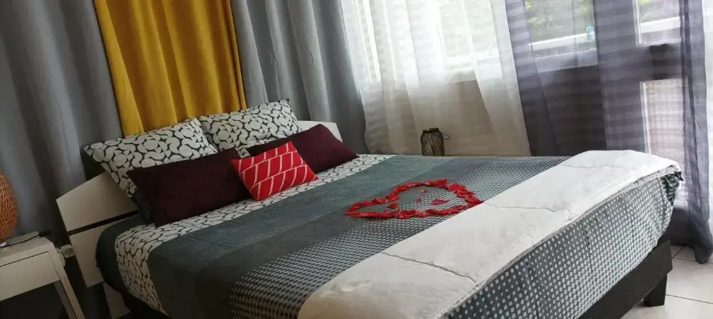 La Pinede Oceane,400m Des Plages