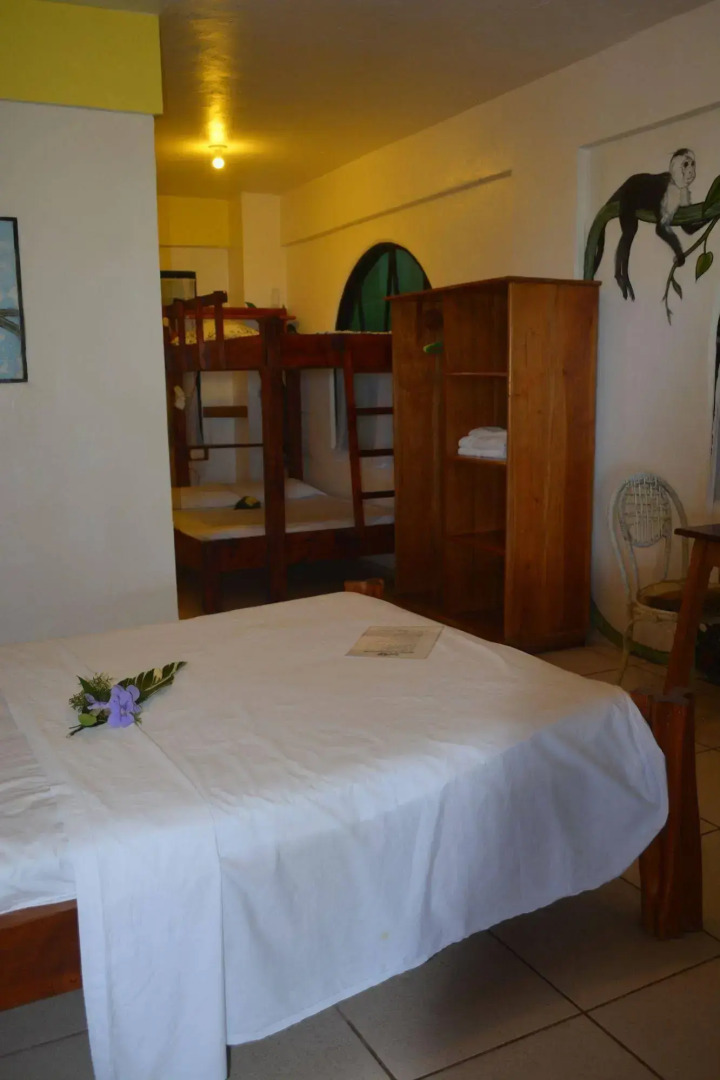 The Lookout Inn Lodge