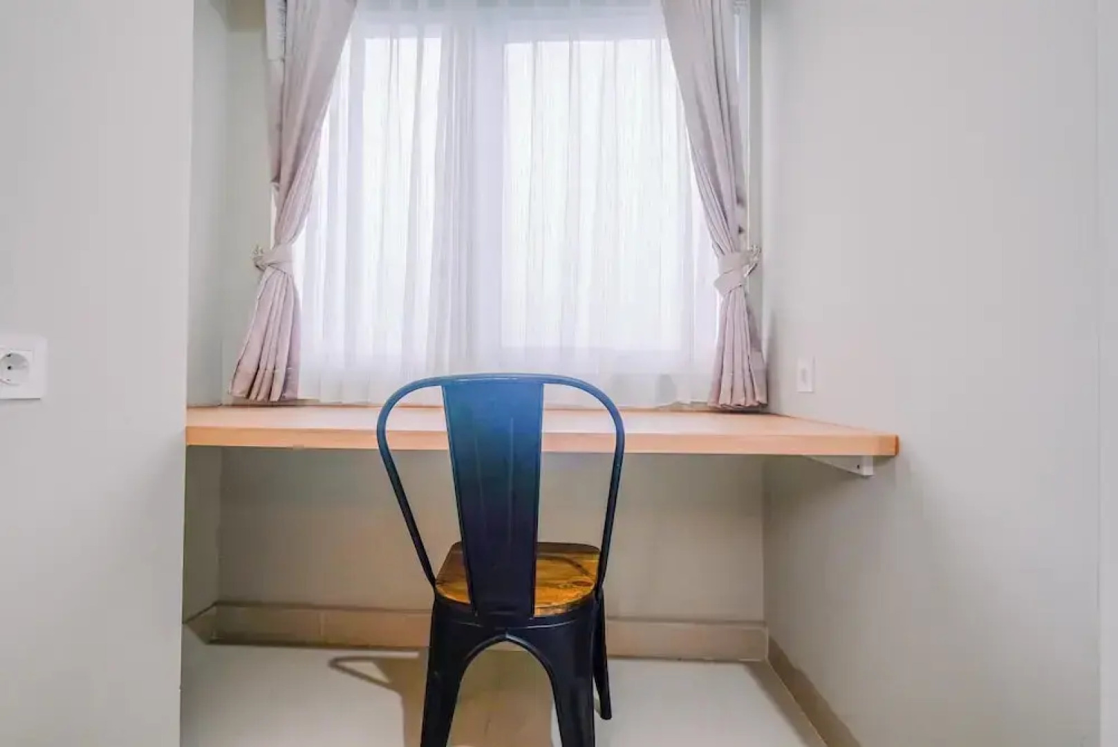 Modern Look 1BR at LRT City Sentul - Royal Sentul Park Apartment