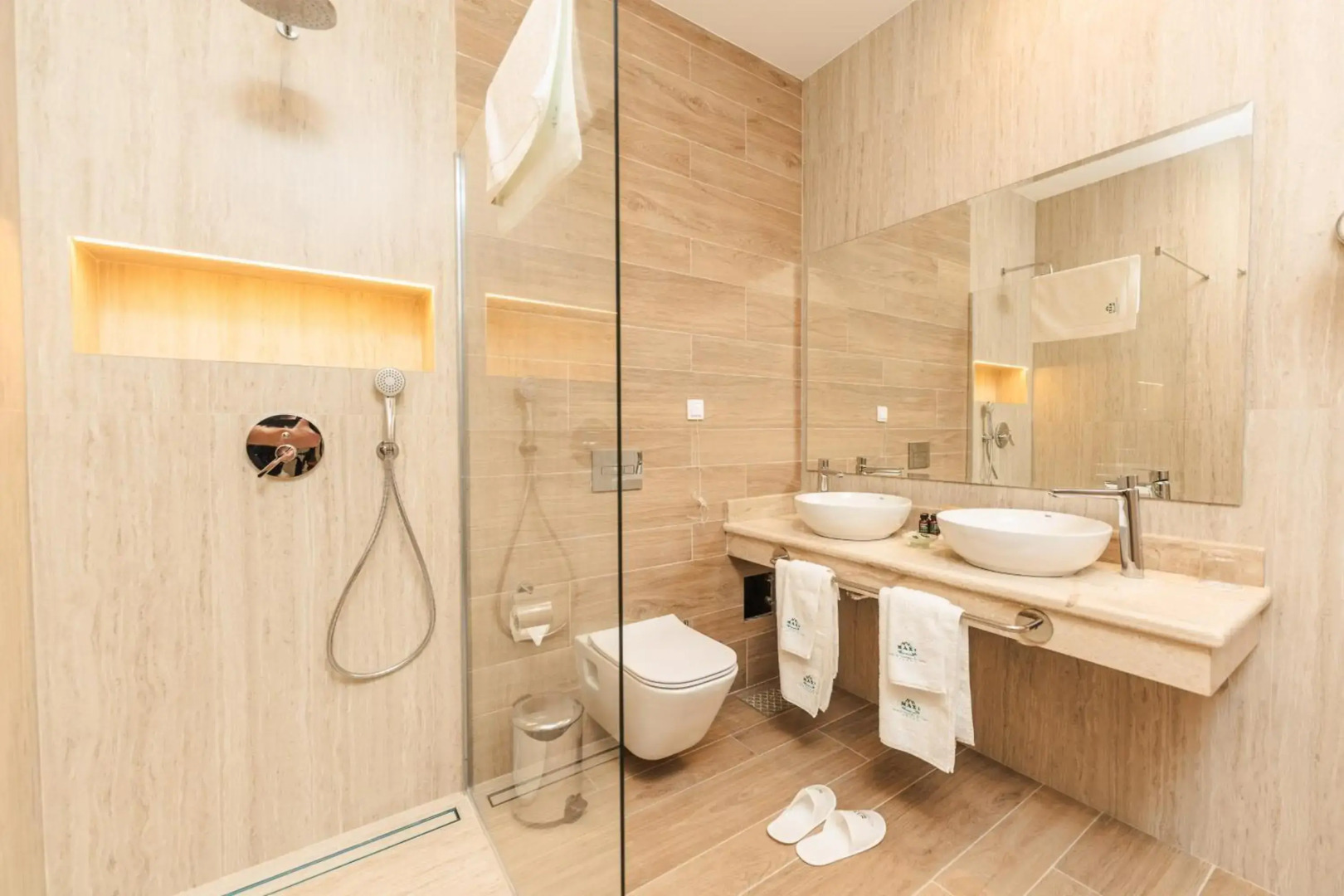 Maxi Park Hotel & Spa