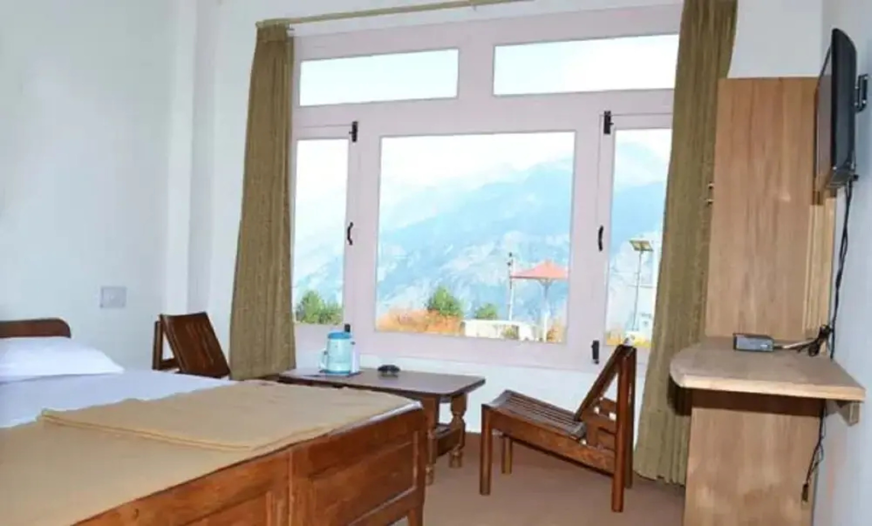 Goroomgo Bilju Inn Munsiyari