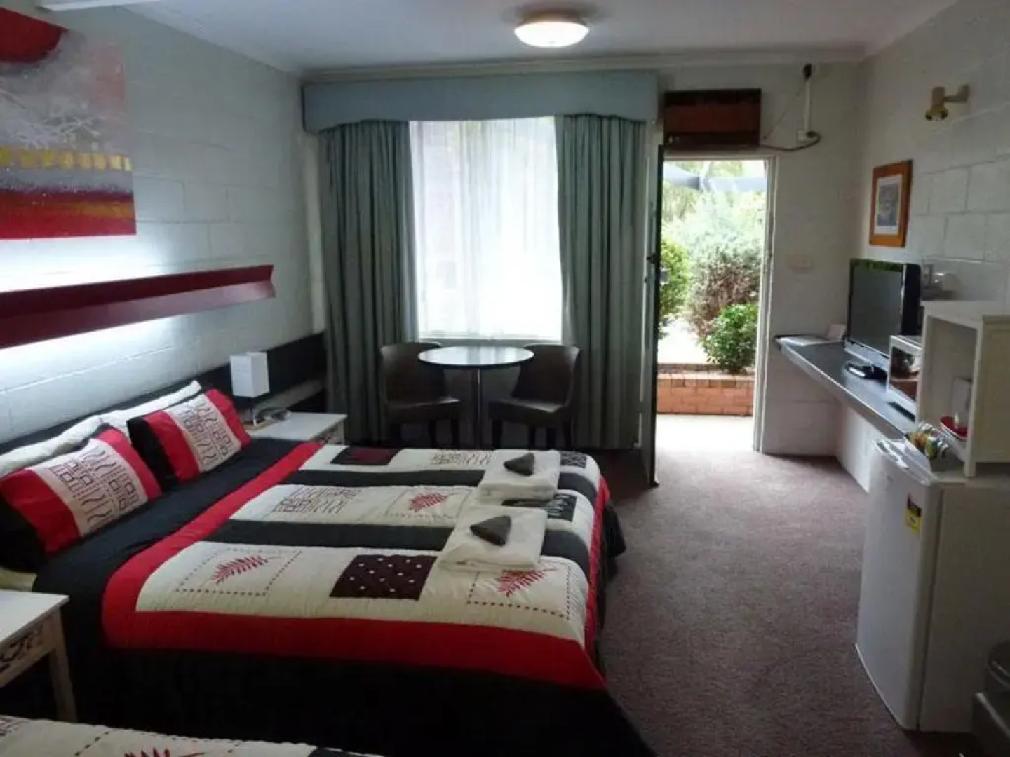 The Grampians Motel & The Views Restaurant