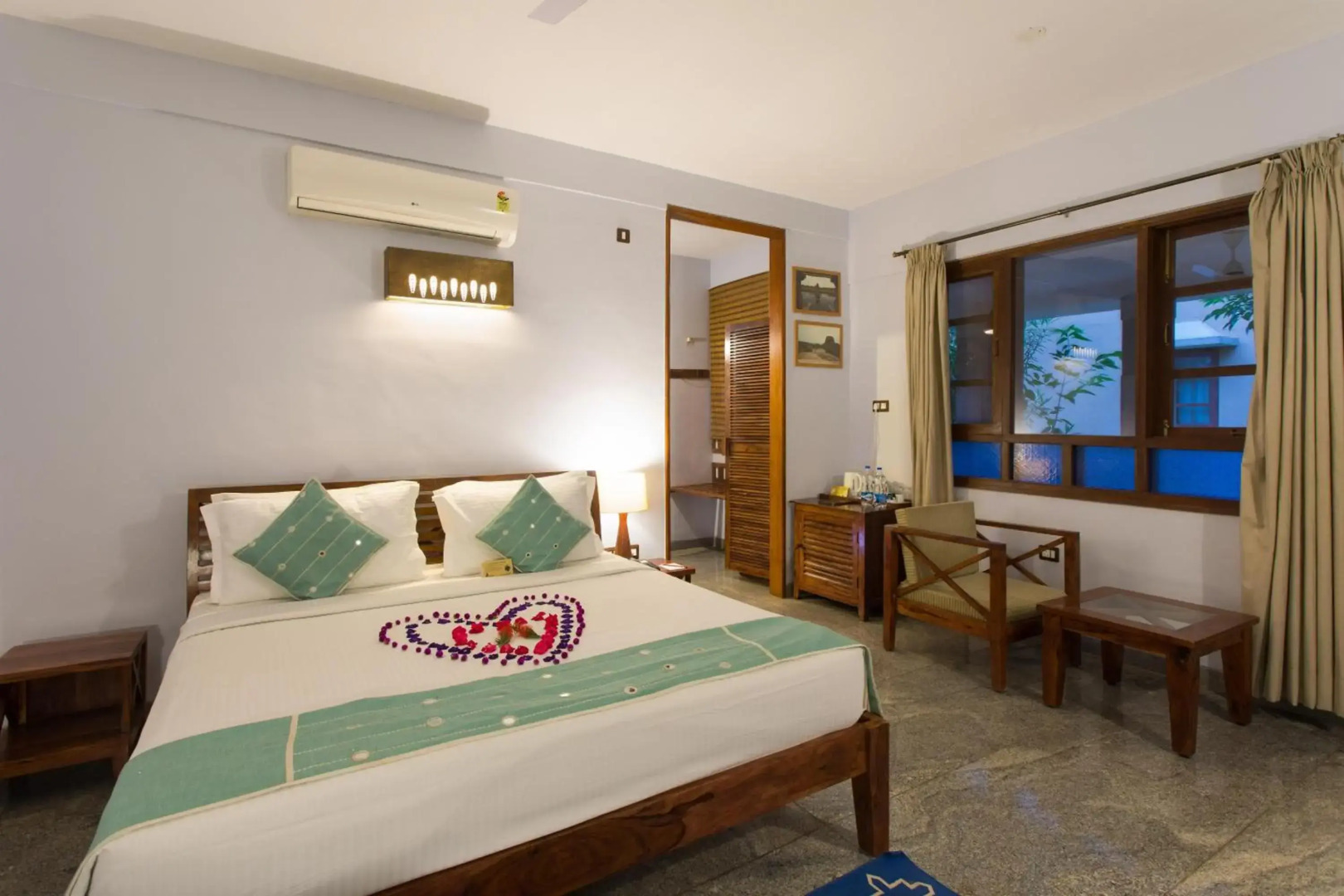 Heritage Resort Hampii