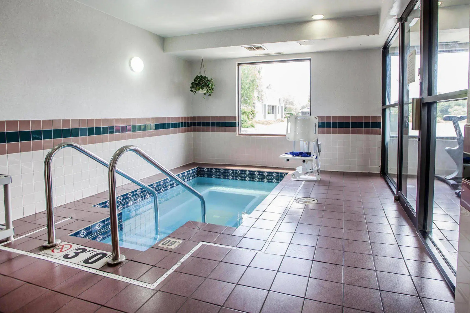 Clarion Pointe Racine - Mount Pleasant