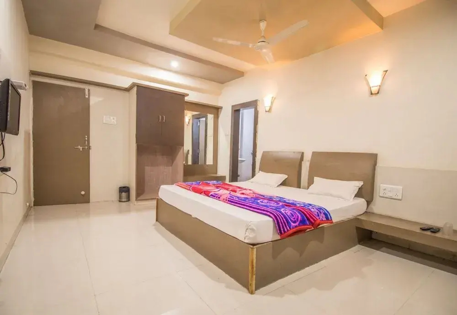 Hotel Yogiraj Palace