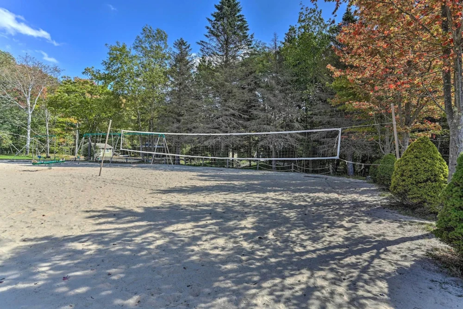 Private Hot Tub & Fire Pit: Pocono Lake House!