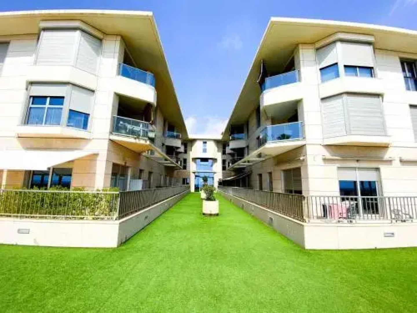 Living Valencia - Patacona Beach 36