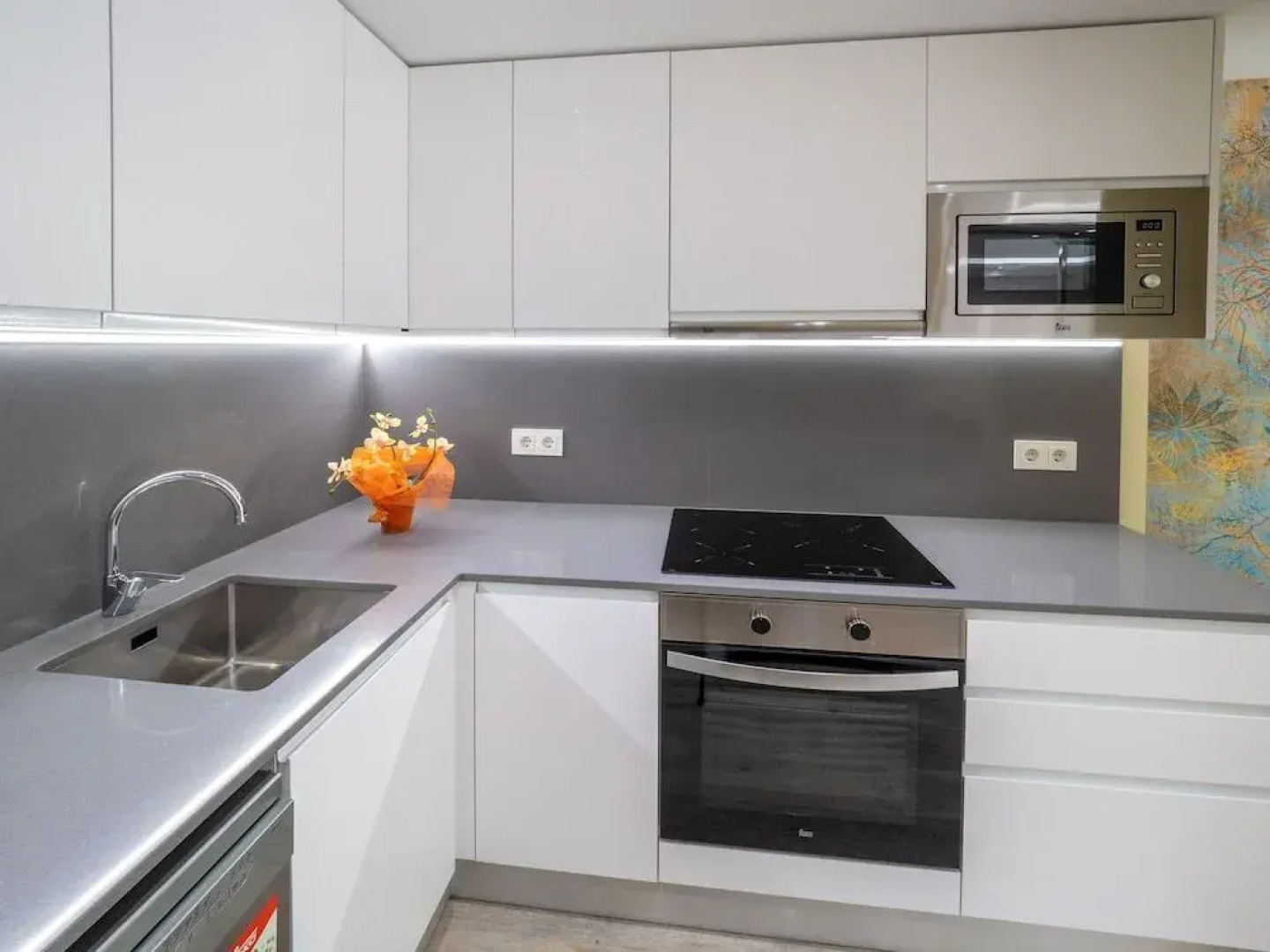 Aparthotel Esquirol