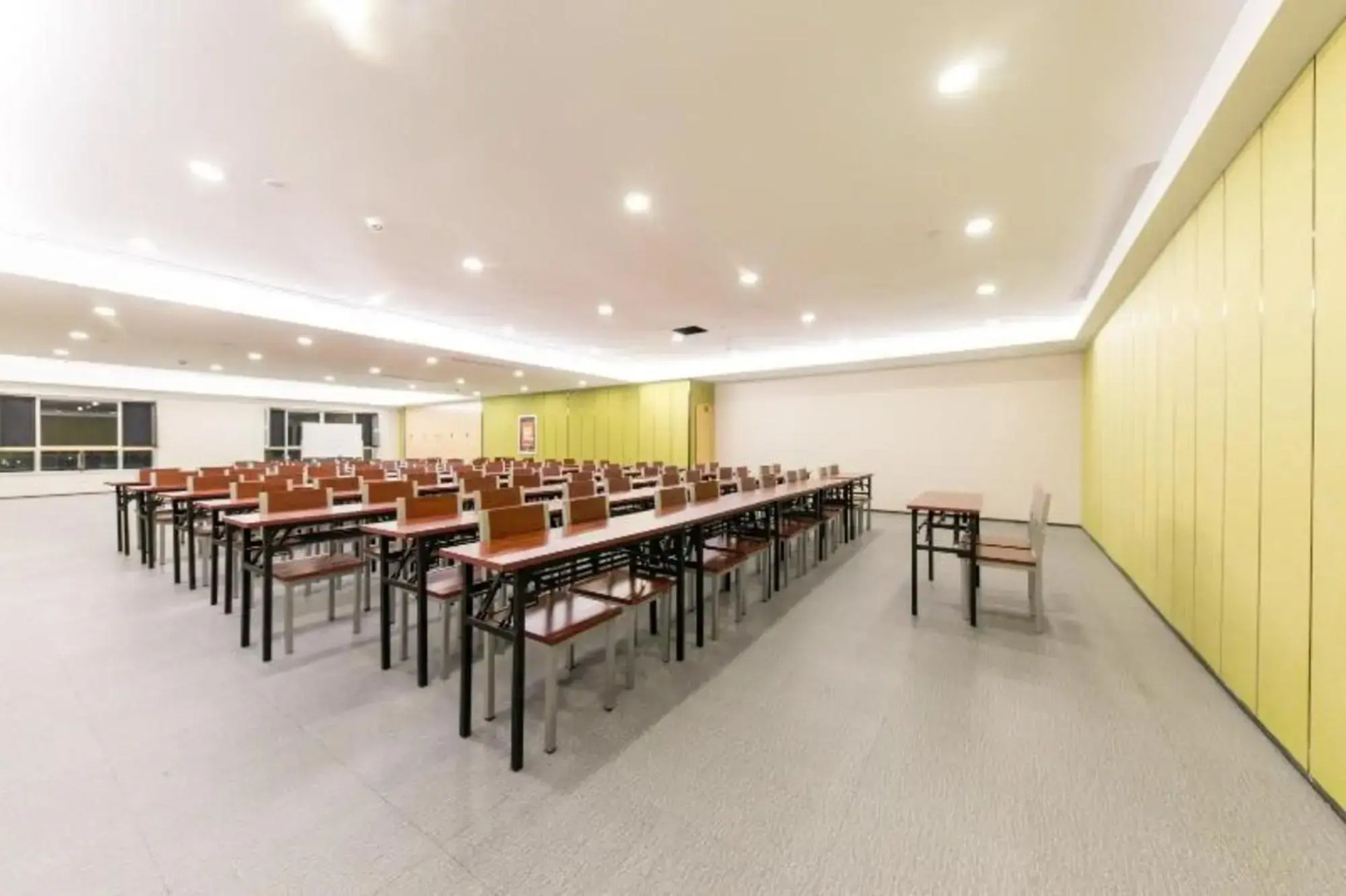 Ji Hotel Kuitun Wusu Street Yipinhui