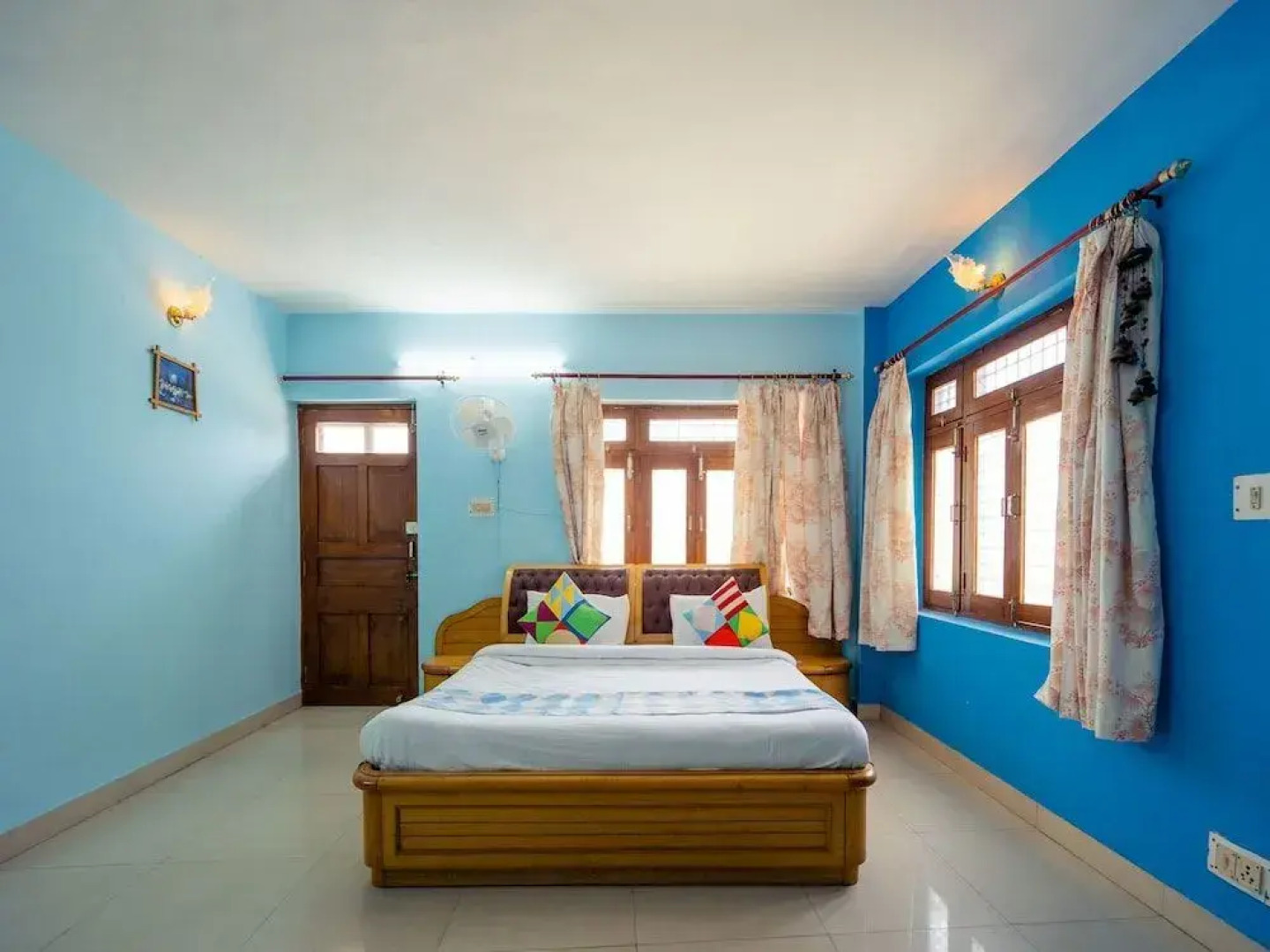 Oyo 13894 Home Skyline Homestay Near Picture Palace