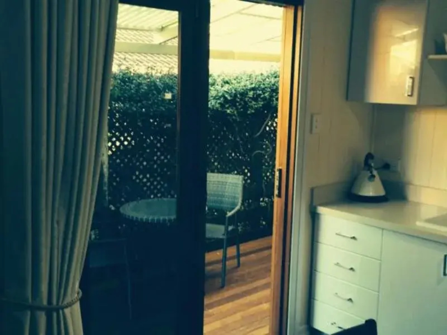 Pale Pacific Holiday Units