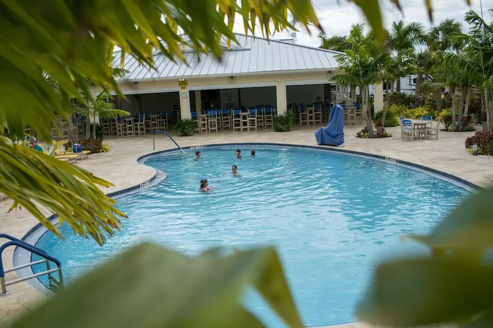 Sugarloaf Key Hotel at KOA Resort