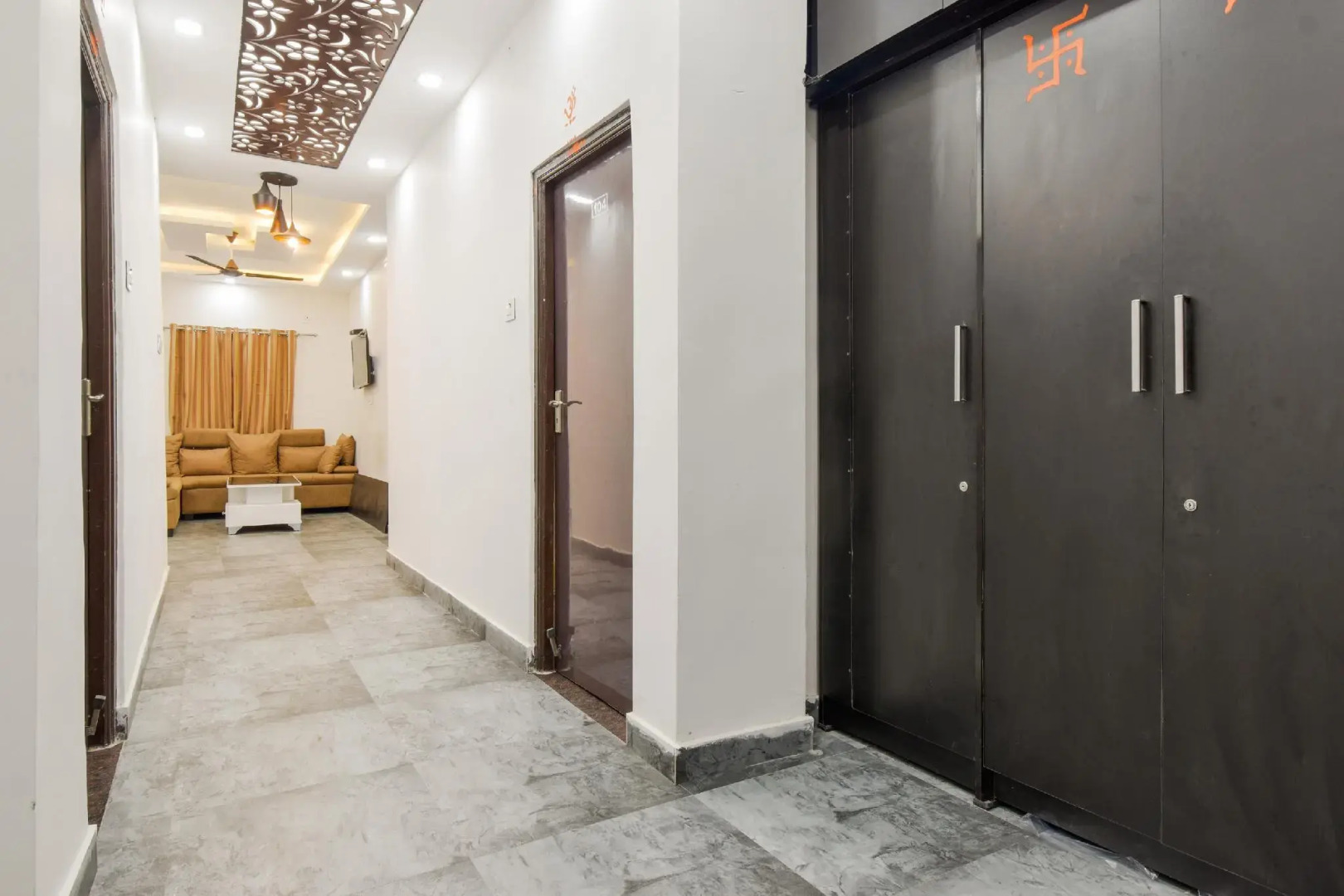 SPOT ON 78925 Hotel Maan Lodging & Boarding